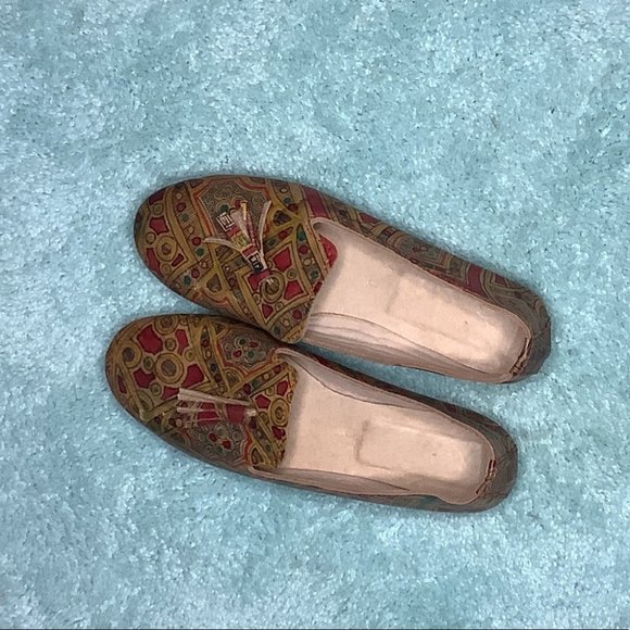 Boho Leather Moroccan Tassel Loafers | Hand Crafted - Picture 2 of 8